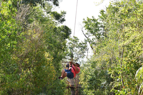 Cancun : Circuit d&#039;aventure avec cheval, cénote, quad, tyrolienneQuad simple au départ de Cancun