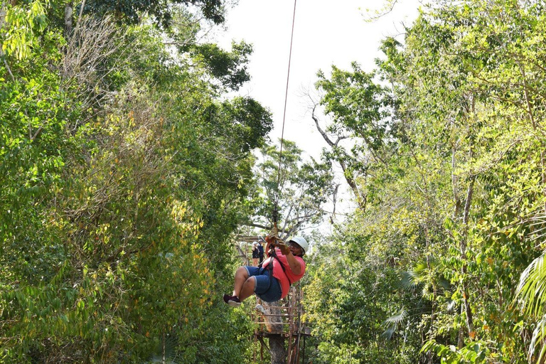 Cancún: Tour de Aventura con Cabalgata, Cenote, ATV, ZiplinesATV compartido desde Tulum