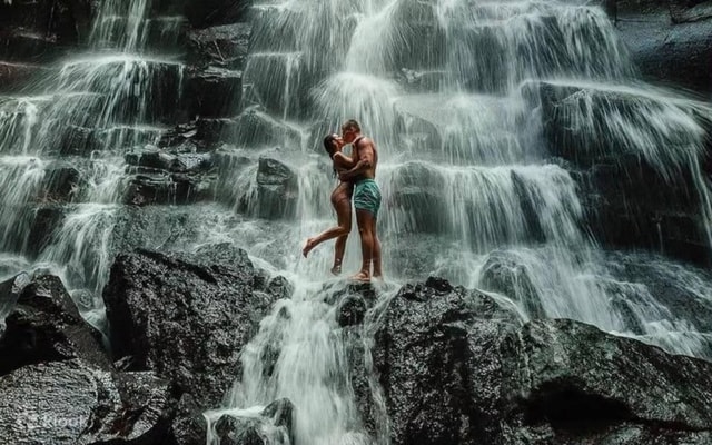Private Tour Waterfall, Tirta Empul, Rice Terraces, & Swings