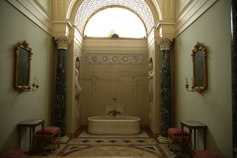 Florence: Discover Palazzo Pitti with Timed Entry & Audio