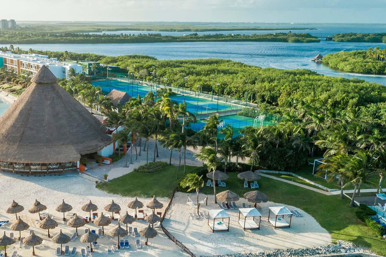 Prywatny transfer z lotniska CUN do Club Med Cancún