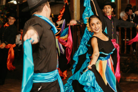 San José: Folklore Show and Buffet Dinner