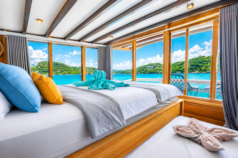 Labuan Bajo: 3-Day Komodo Sailing Ocean View Cabin All Fees Standard Boat | Sharing Room Ocean View | Tiket not Included