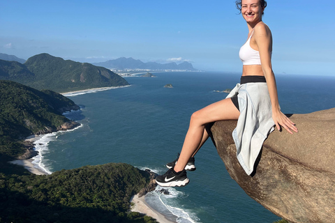 Pedra do Telégrafo: Guided Experience and Rio's Most Famous Photo Pedra do Telégrafo: Guided Experience and the Most Famous Photo of Rio
