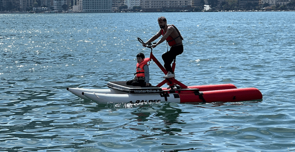 Ein Wasserfahrrad-Abenteuer auf dem Luganer See