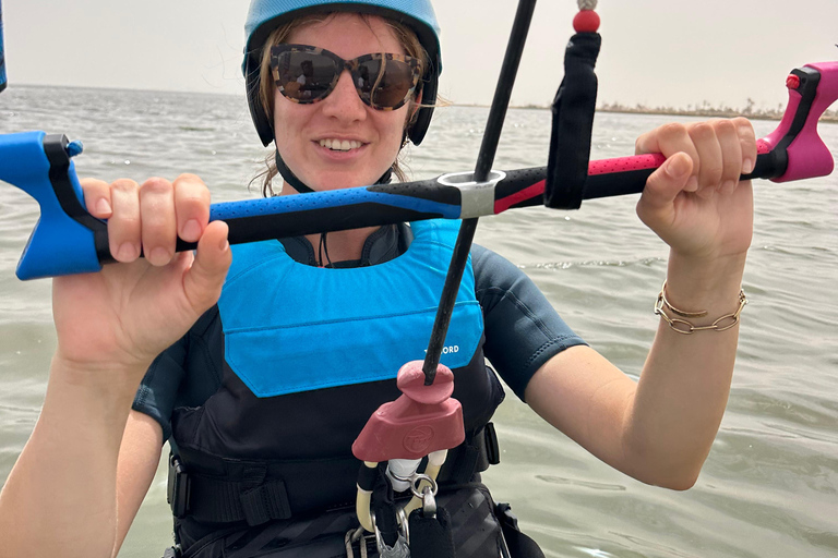 Djerba: Beginner Kitesurfing Lesson (Discovery Course) 2 hours Level 1 IKO