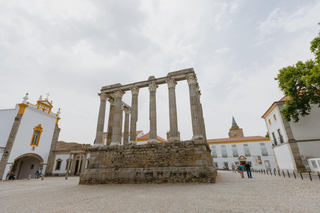 From Lisbon: Évora and Monsaraz with Alentejo Wine Tasting