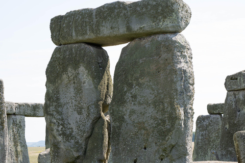 Private Luxury Day Tour of Stonehenge and Bath from Oxford