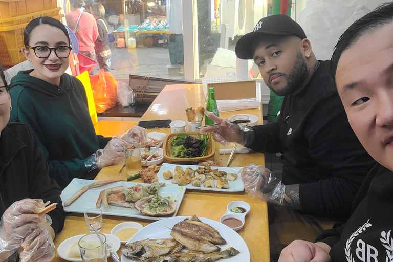 Busan: Private Shore Excursion with Licensed Local Guide