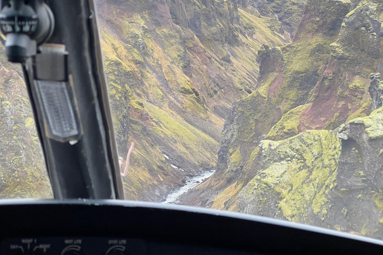 Landmannalaugar: Helicopter tour with 3 Landings