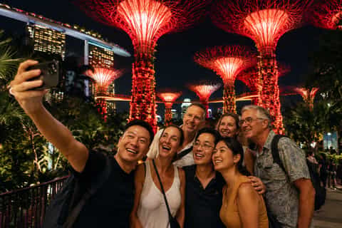 Guided Night Tour with River Cruise & Two Light Shows - Image 3