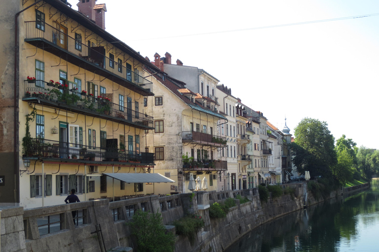 Ljubljana: Spaziergang mit lizenziertem Führer