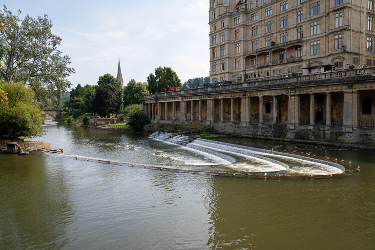 Private Luxury Day Tour of Stonehenge and Bath from Oxford