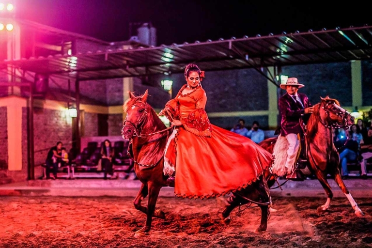 From Lima: Dinner show & paso horses