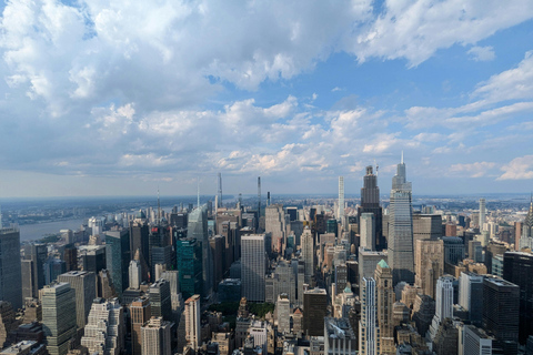 New York City: Guided Sightseeing Tour in English or Chinese