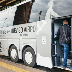 Flughafen Treviso nach Mestre und Venedig mit dem Expressbus