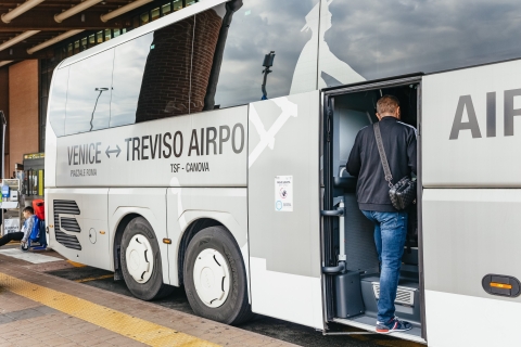 Transfer van luchthaven Treviso naar Mestre en VenetiëEnkele expresstransfer: Luchthaven naar Mestre/Venetië