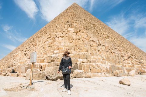 Hurghada : Excursion d&#039;une journée au Grand Musée Égyptien, aux Pyramides et au SphinxVisite partagée avec déjeuner