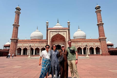 Delhi: Old Delhi Highlights Tuk Tuk Tour With a Guide