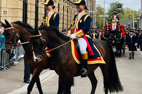 The Hague: Prinsjesdag Guided Walking Tour with Snack
