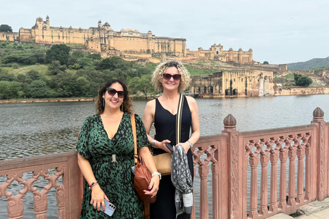 Jaipur : Visite d&#039;une journée complète des points forts de la ville avec un guide touristiqueVisite d&#039;une journée de Jaipur en voiture privée + guide + déjeuner + monuments