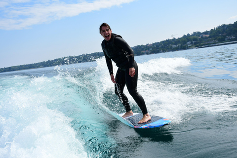 Geneva: Private Wakesurf Experience on Lake Geneva
