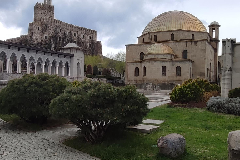 From Tbilisi: Vardzia, Ananauri & Secret Cave Adventure
