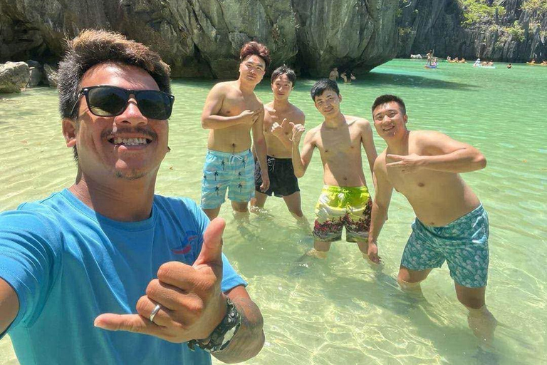 El Nido: Tour A with Premium Beach Picnic & Secret Spots