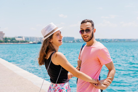 Thessaloniki: Private City & Waterfront Photoshoot Standard: 20 photos | 30 mins