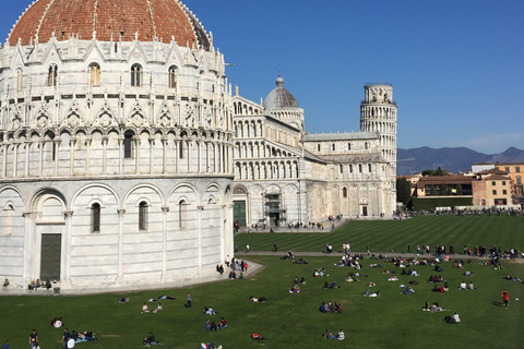 Pisa & Lucca with Wine Tasting and Lunch, from La Spezia Private Tour