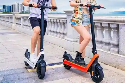 Benidorm - Electric Scooter and Explore the City
