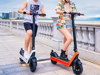 Benidorm - Electric Scooter and Explore the City