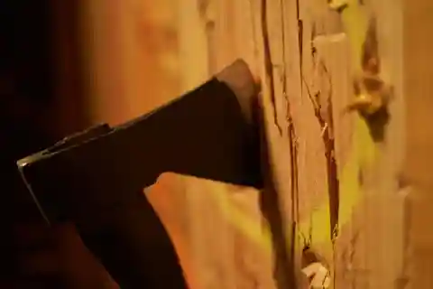 Tacoma: Axe and Knife Throwing Experience
