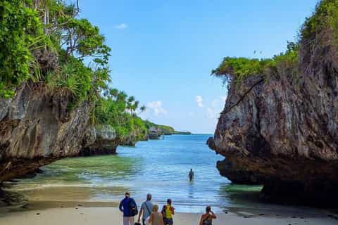 Zanzibar: Jozani Forest, Swahili Cave & Mtende Beach Tour - 2026