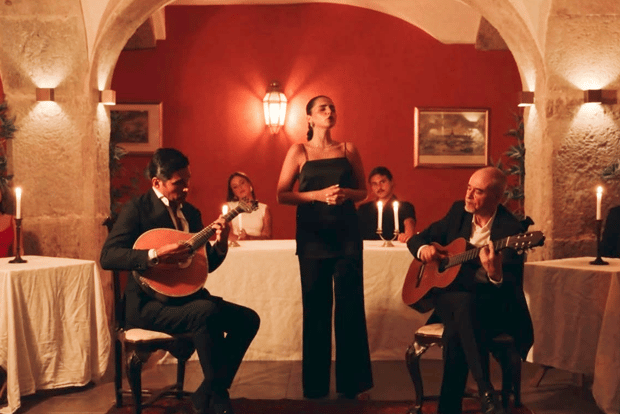 Lisbona: fado tradizionale e vino Porto nel cuore della Lisbona storica