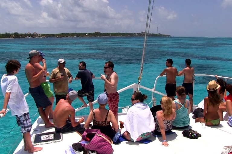 Cancún: Acceso anticipado a Chichén Itzá y Catamarán a Isla MujeresSólo catamarán a Isla Mujeres (sin transporte)