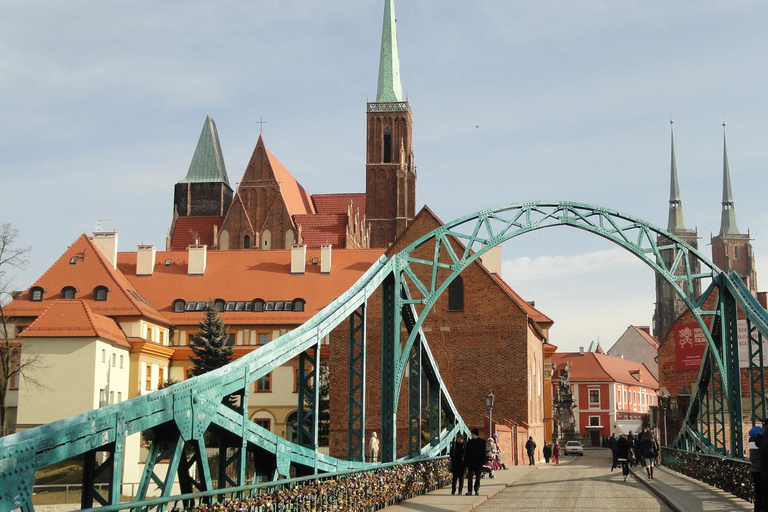 Wroclaw: Old Town, Ostrów Tumski, and Dwarves Guided Tour