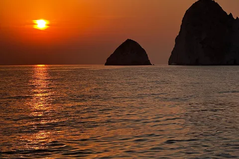 Croisière privée au coucher du soleil à Mizithres
