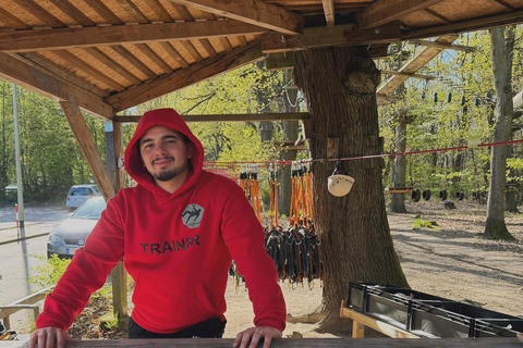 Kelkheim: Outdoor climbing experience in the forest ropes course with circuit and zip lines