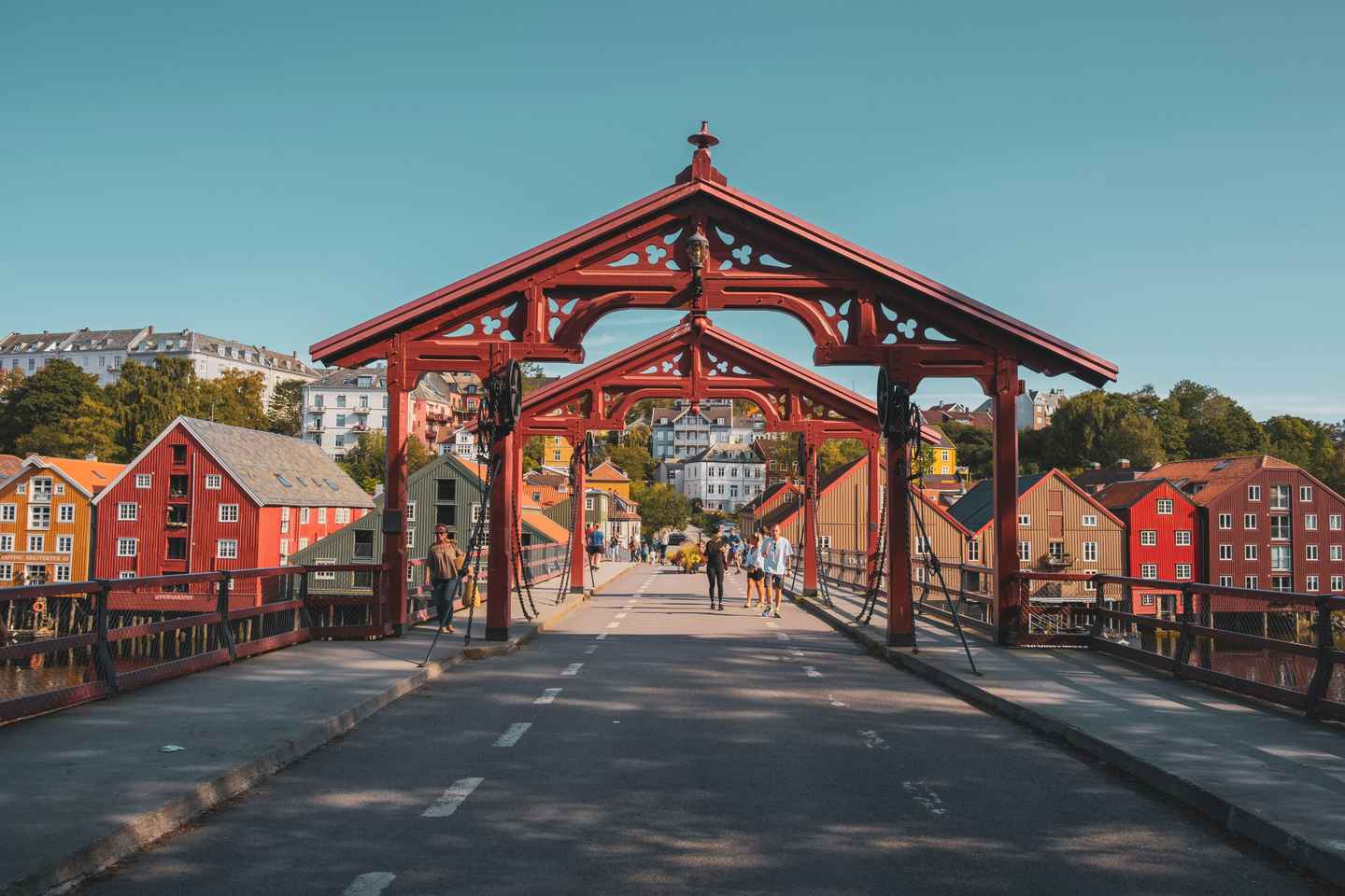 Trondheim: Private Walking Tour with a Local - 4-Hour Trondheim Private Walking Tour with a Local