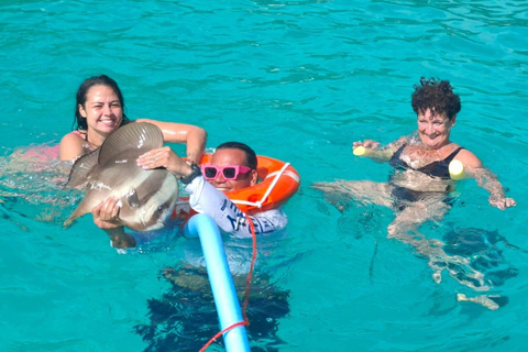 Anse Major: Privétour van een dag Snorkelen, wandelen en barbecueënAnse Major: Privétour van een dag met snorkelen, wandelen en barbecue