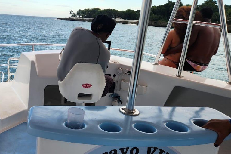 Puerto Plata: Party Catamaran to Sosua Bay Puerto Plata: Party Boat Catamaran to Sosua Bay