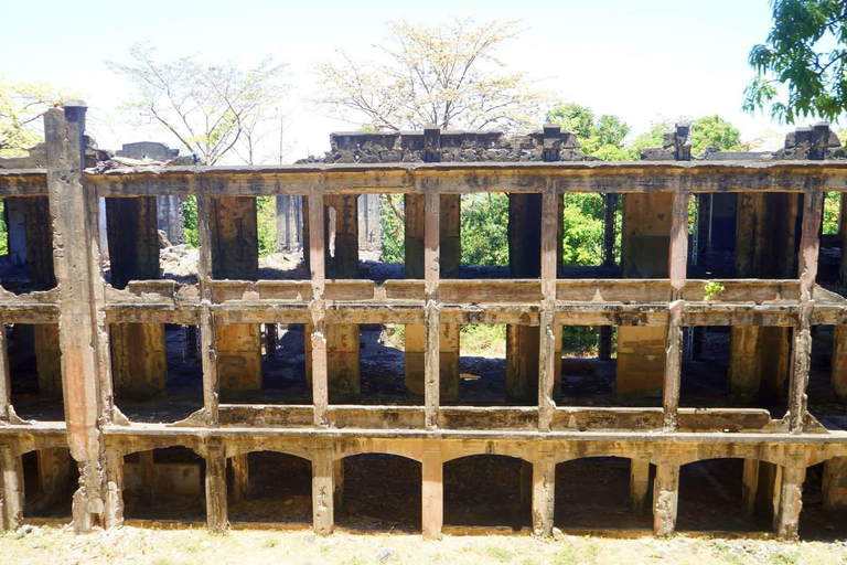 From Manila: Corregidor Island Guided Tour with Lunch