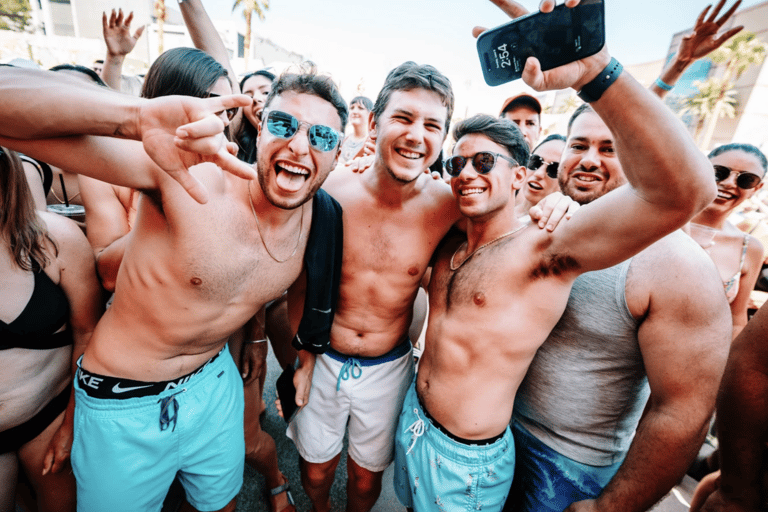Ibiza: Sunset Boat Party, Open Bar, and VIP Club Entry