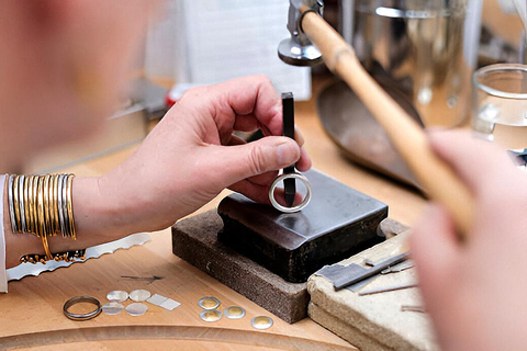 Ubud Silver Class: Forge Your Personal Silver Keepsake