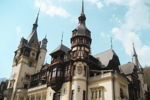 Bucarest : Excursion d'une journée au château de Dracula, au château de Peleș et à BrașovBucarest : Château de Dracula, château de Peleș et Brașov : excursion d'une journ