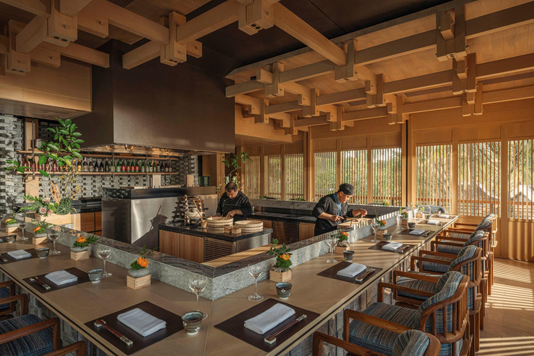 Omakase - Uitgebreid dineren in het Four Seasons Resort Nam Hai