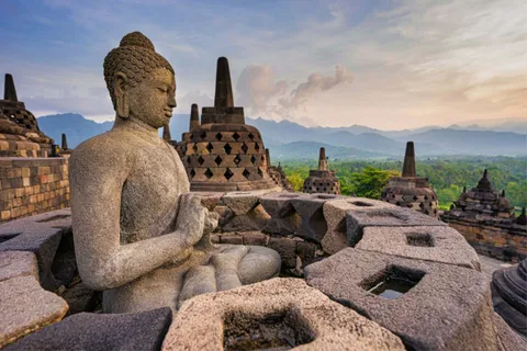 Yogyakarta: Layover Tour w/ Entry Tickets & Airport Transfer