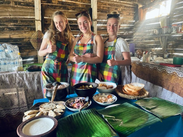 Visit Ella Traditional Sri Lankan Cooking Class in hill country