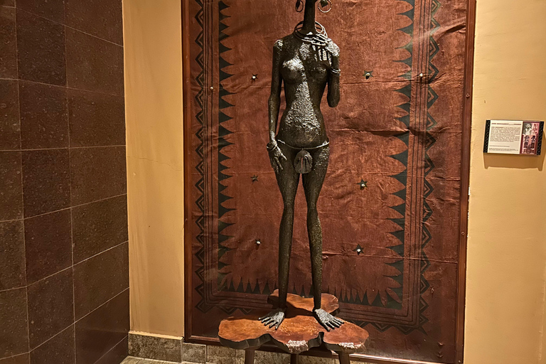 坎帕拉：艺术画廊和手工艺市场导览游Kampala: Guided Art Galleries and Craft Markets Tour